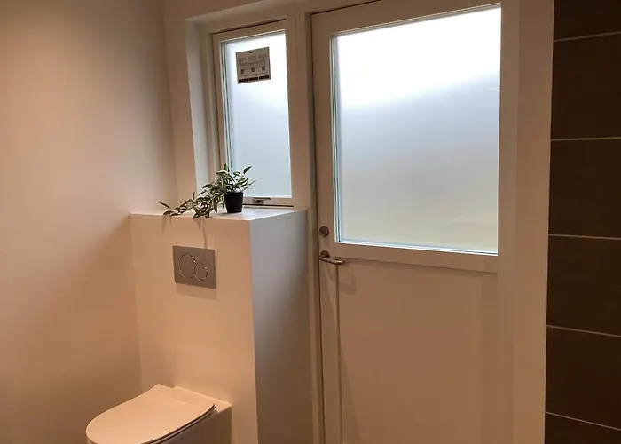 5 Star In Nyaraló Ansager