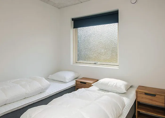 5 Star In Nyaraló Ansager